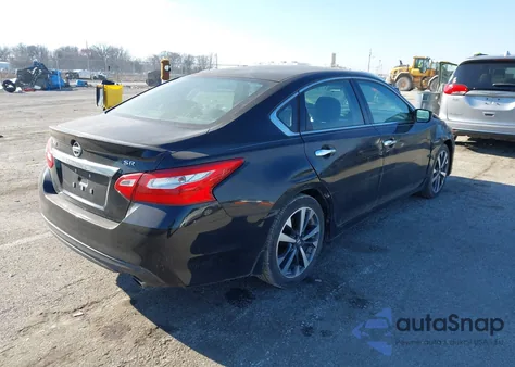 2016 Nissan Altima 2.5 Sr из США, поврежденный, VIN 1N4AL3AP9GC256161